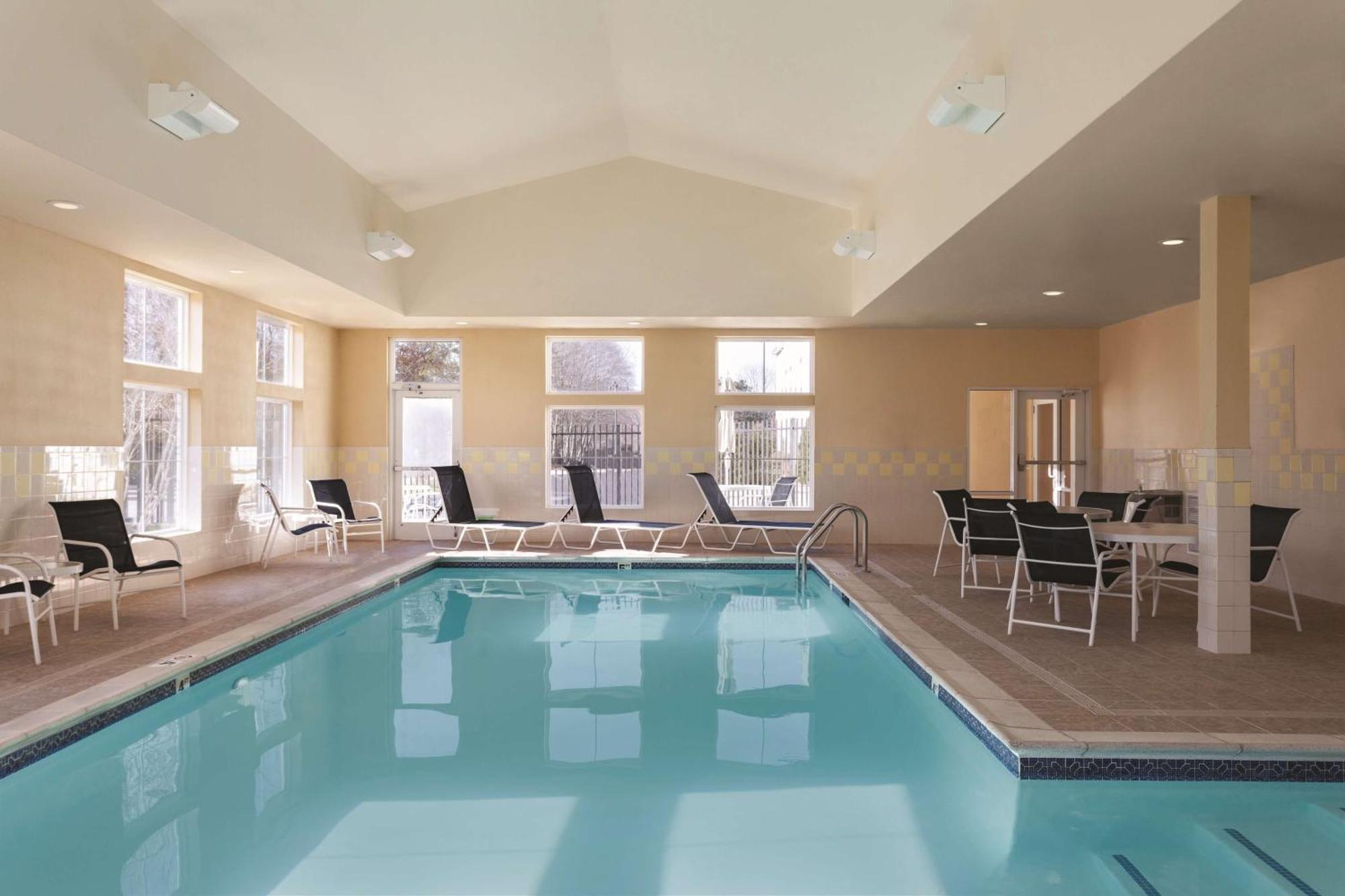 Hampton Inn & Suites Mystic Kültér fotó