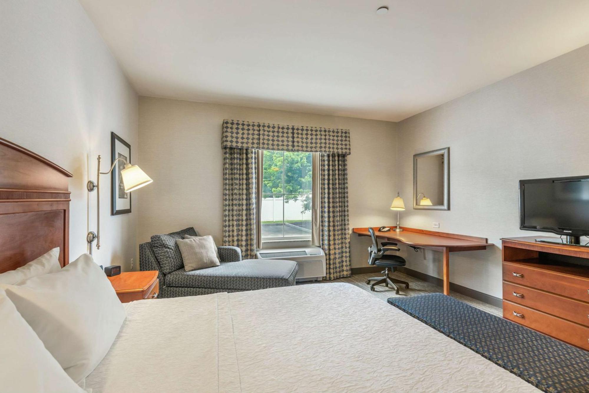 Hampton Inn & Suites Mystic Kültér fotó