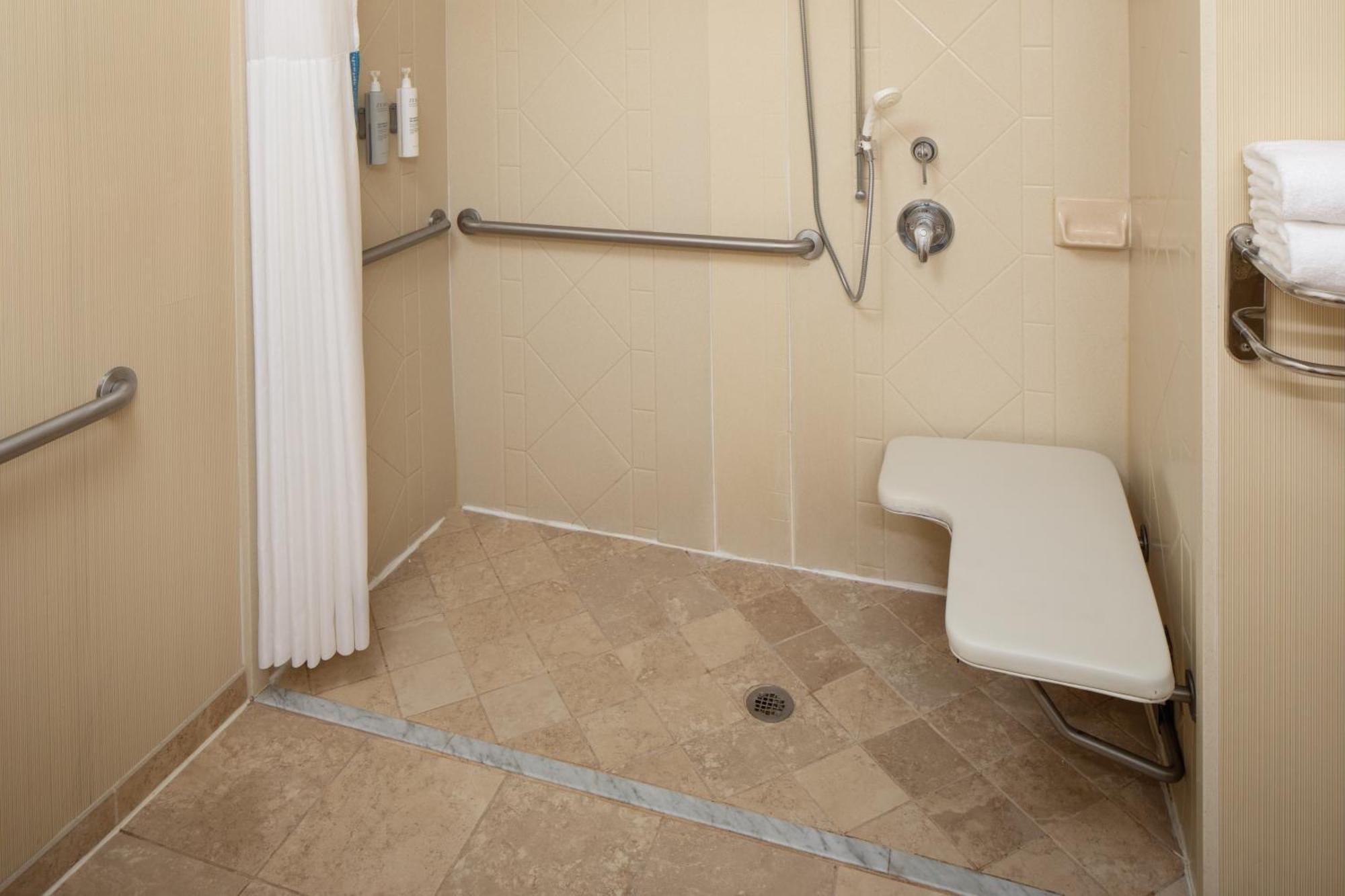 Hampton Inn & Suites Mystic Kültér fotó