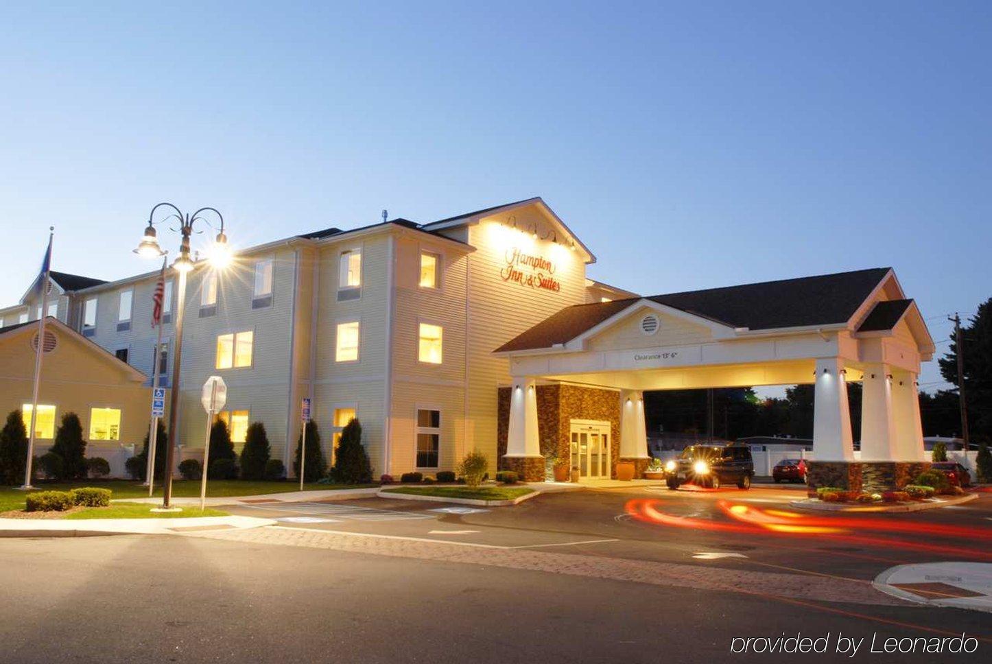Hampton Inn & Suites Mystic Kültér fotó