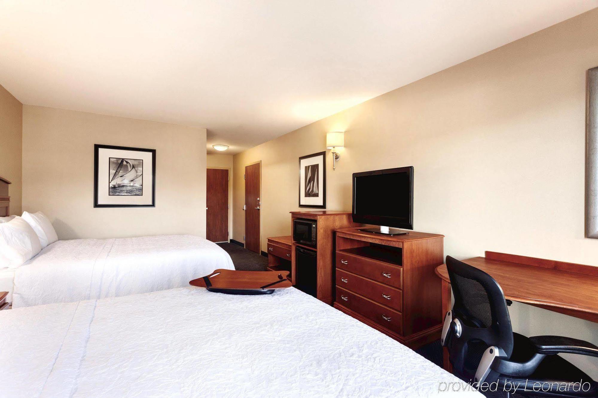 Hampton Inn & Suites Mystic Kültér fotó